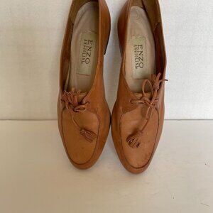 Enzo Angiolini ladies leather tan slip-ons with a laced tie tassel